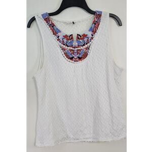 Anthropologie Akemi + Kin Top Womens X-Large White Embroidered Sleeveless Shirt